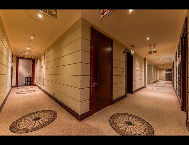 3 BEDROOM APARTMENT FOR SALE IN SANDOWN